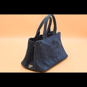 Meet your Posher, Bianca